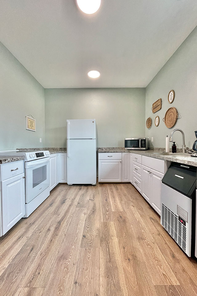 Clubhouse Kitchen West